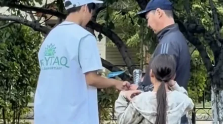 Активисты “Байтақ” прошлись по улицам Хромтауского района