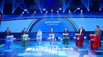 Жеті партия, төрт эфир және жүз мыңдаған онлайн-үнқатысу: Қазақстандағы сайлауалды дебаттар қалай өтті?