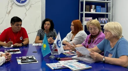 Матери детей с особыми потребностями обсудили вопросы поддержки с представителями ОСДП в Костанае