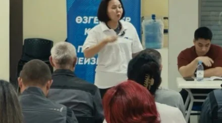 Коллектив "Выбор Казахстана" встретился с кандидатами "Ак жол" в Астане