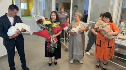 Елнара, Елнияр және Елдияр: Павлодарлық әйел үшем босанды