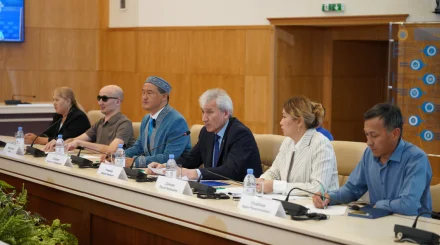   Қазақстан Халық партиясы ерекше күтім қажет азаматтардың мәселесін талқылады   