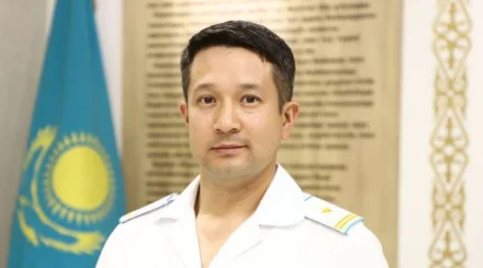   Полиция қызметкері есінен танып қалған әйелді құтқарды   