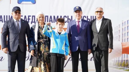   Апатты үйден жаңа баспанаға көшті   
