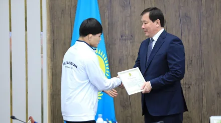 Чемпиона мира Казыбека Калмагамбетова чествовали в Актобе