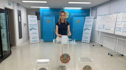   Құрылтай сайлауы: Корея университетінің студенті Ажар Каримжанова бірінші болып өз таңдауын жасады   