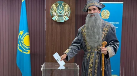  Токиодағы Құрылтай сайлауында отандасымыз би бейнесінде дауыс берді 