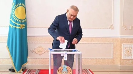  Құрылтай – 2026: Жетісу облысының әкімі Бейбіт Исабаев дауыс берді 
