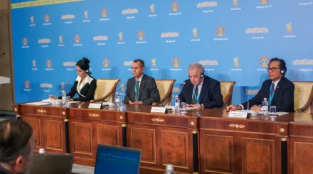   Шетелдік дипломаттар Қазақстандағы сайлаудың халықаралық стандарттарға сай өтіп жатқанын атап өтті   