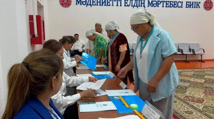  Қызылорда облысында 15 батыр ана бір мезетте сайлау учаскесіне келді 