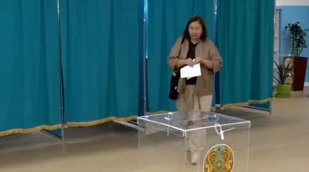 Международный интерес: наблюдатели из 42 стран оценивают ход выборов в Құрылтай