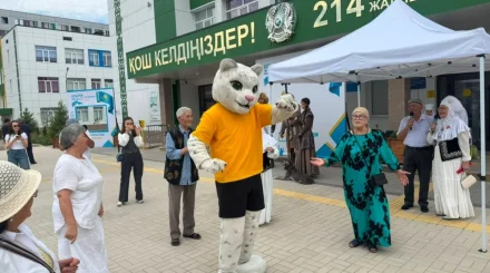 Символ Алматы Барыс принял участие в голосовании