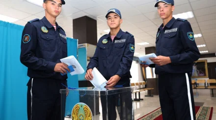  Ұлттық ұланның әскери қызметшілері Құрылтай сайлауында дауыс берді 