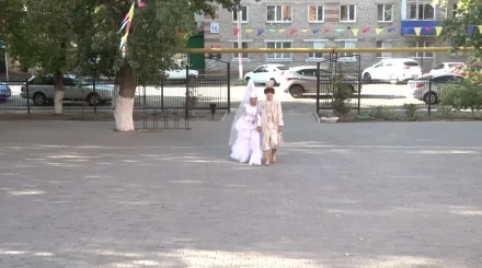 Оралда Қыз Жібек пен Төлеген және динозаврлар дауыс берді