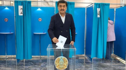Министр экологии Ерлан Нысанбаев принял участие в выборах Курултая
