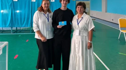 Олимпийский чемпион Михаил Шайдоров проголосовал в Алматы