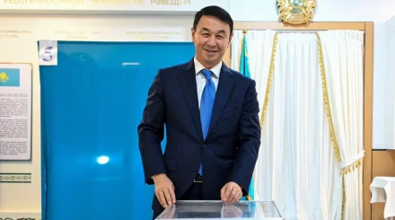  Құрылтай – 2026: Алматы әкімі Дархан Сатыбалды дауыс берді 