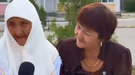 Медеу баспалдағын бағындырған алматылық әже сайлауда дауыс берді