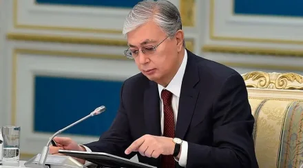 Токаев поздравил Зеленского с 35-летием Независимости Украины