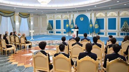 Тоқаев: Жастар халықаралық олимпиадаларда мыңнан астам медаль жеңіп алды