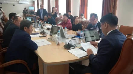 Оралдық шенеуніктер қызметтік көлігімен 119 рет ереже бұзған