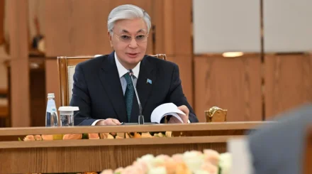 Президент Конгресс мүшелерін жаңа Конституциясындағы негізгі аспектілермен таныстырды