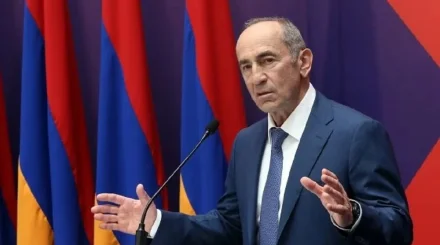 Арменияда экс-президент Роберт Кочарян мен оның үлкен ұлы ұсталды