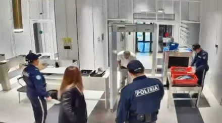 Шутка с раздеванием перед полицейскими дорого обошлась пенсионеру в Астане