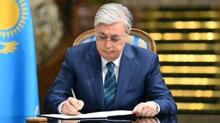 Глава государства направил поздравительную телеграмму поэтессе Марфуге Айтхоже
