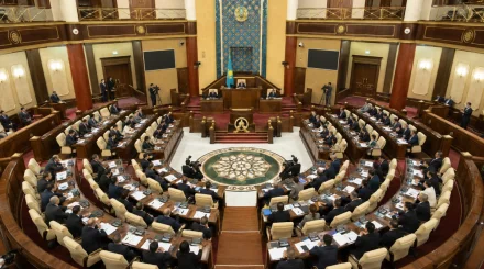 Партиялар Құрылтай құрамына өткен депутаттардың тізімін бекітті