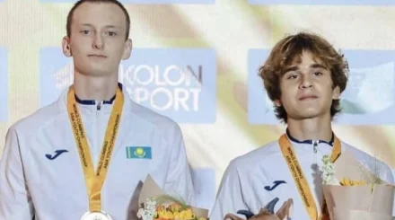 Сборная Казахстана завоевала две медали на чемпионате по скалолазанию