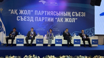 Азат Перуашев жоқ: «Ақ жолдан» Құрылтайға баратын 8 депутат белгілі болды