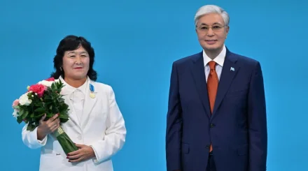  Президент бірқатар педагогті мемлекеттік наградамен марапаттады 
