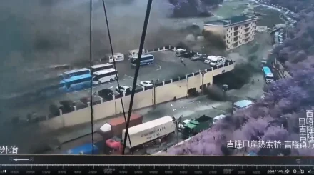 Оползень на границе Непала и Тибета: что известно о катастрофе
