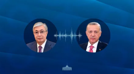 Ердоған Тоқаевты Құрылтай сайлауының табысты өтуімен құттықтады