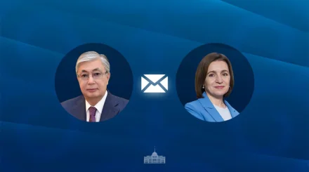 Глава государства поздравил Президента Молдовы с 35-й годовщиной Независимости