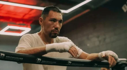 «Это ужасный сигнал»: датский боксер раскритиковал решение WBO по Алимханулы