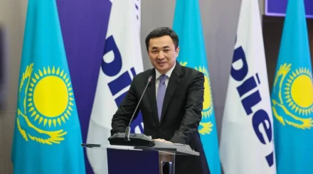 Токаев предложил Дадебая на пост спикера Курултая