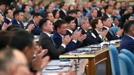 Президент поручил усовершенствовать миграционную политику Казахстана