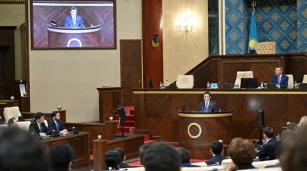   Құрылтайдың алғашқы отырысы өтті   