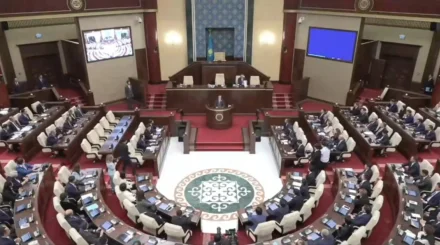  Депутаттар Құрылтай Төрағасының орынбасарларын сайлады 