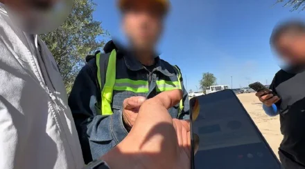 Алматы облысында ер адам ұлына да, полицияға сенбей, 13 млн теңгесін алаяқтарға беріп жібере жаздады (ВИДЕО)