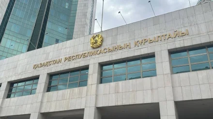 Бүгіннен бастап жаңа заң шығарушы институт – бірпалаталы Құрылтай өз жұмысына кірісті, - Е.Қарин