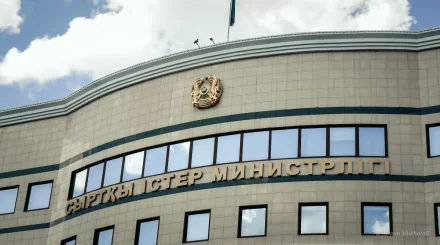 Ұстау және депортациялау: СІМ қазақстандықтарды Малайзияға кіру кезіндегі туындауы мүмкін мәселелер туралы ескертті