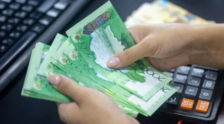 Казахстанцы стали хранить в банках на 4,6 трлн теңге больше
