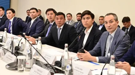 Казахстанские паделисты готовятся к историческому дебюту на Азиаде