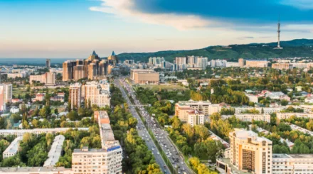 Несколько улиц Алматы частично перекроют