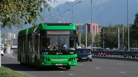 Көлік жүктемесін азайту: Алматы әкімдігі қызметкерлерге қашықтан жұмыс істеуді ұсынды