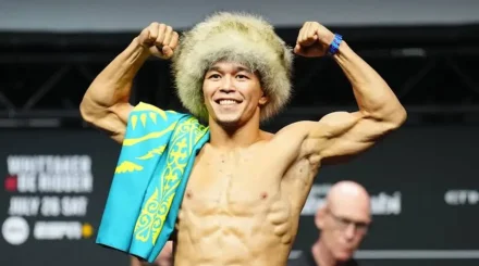 Асу Алмабаев завоевал чемпионский пояс на турнире в Стамбуле