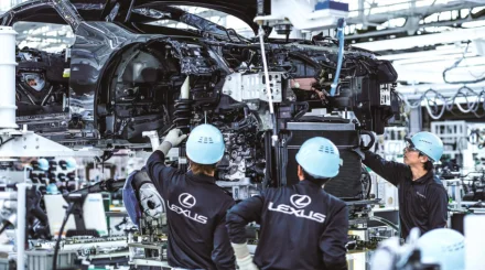 Жапониядан Қытайға: атақты Lexus енді Шынхайда шығарыла бастайды